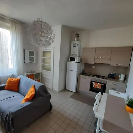 Vicino Ospedale Con Self Check-in 아파트 *