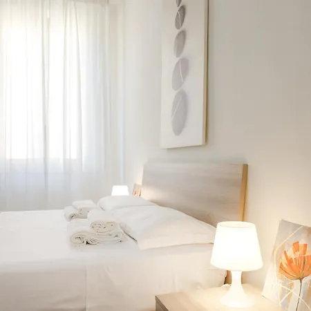 Vicino Ospedale Con Self Check-in * Parme