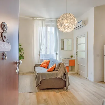 Vicino Ospedale Con Self Check-in 아파트 *